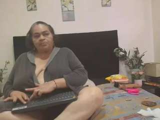 vickyboobss