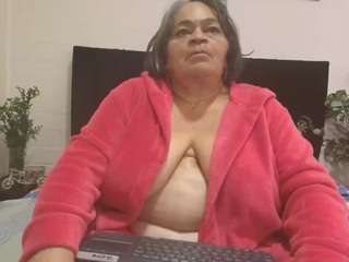 vickyboobss