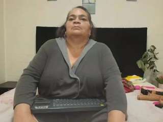 vickyboobss