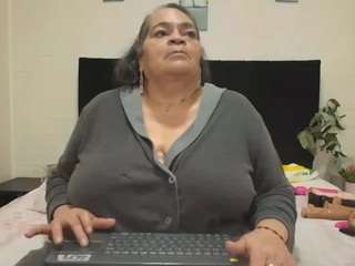 vickyboobss