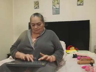 vickyboobss