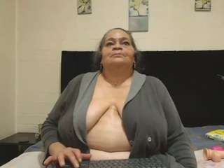 vickyboobss