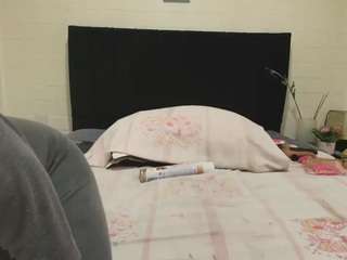 Queenmature live cam preview