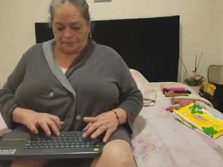 vickyboobss live