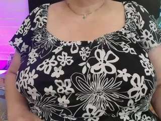Queenmature