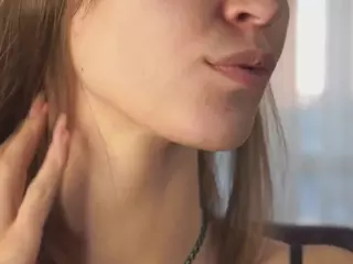 WilonaHadley's Live Sex Cam Show