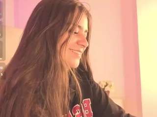 Brunettee-1