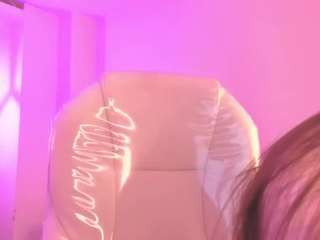 Brunettee-1