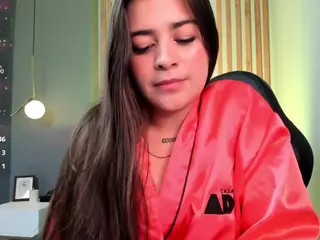 Brunettee-1's Live Sex Cam Show