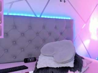 emmaaa-stoonee