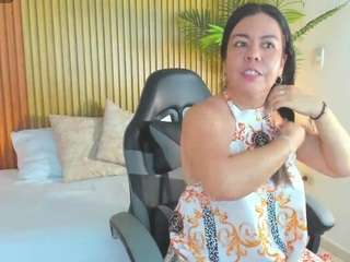 nahia-13 webcam