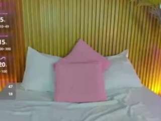 nahia-13 live webcam show