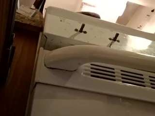 slut4uxo's CamSoda show and profile