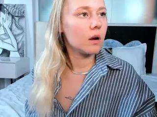 AislyGearing's Live Sex Cam Show
