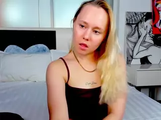 AislyGearing's Live Sex Cam Show