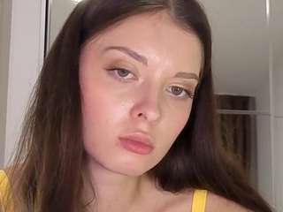 alicesweetie Live Webcam on CamSoda