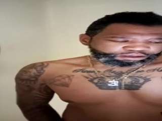 royalandtre Live Webcam on CamSoda
