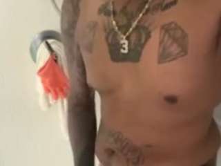 royalandtre Webcam Model Profile