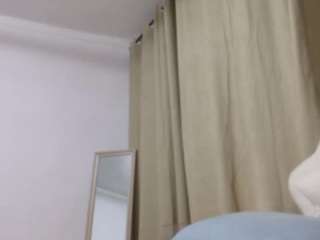  emilyxjames chat room
