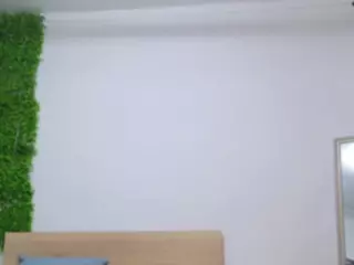 EmilyXJames's Live Sex Cam Show
