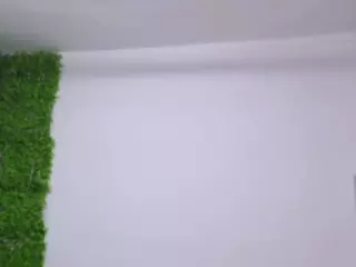 EmilyXJames's Live Sex Cam Show