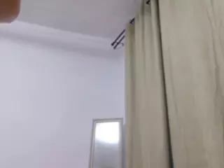 EmilyXJames's Live Sex Cam Show