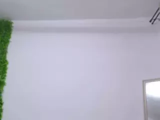 EmilyXJames's Live Sex Cam Show