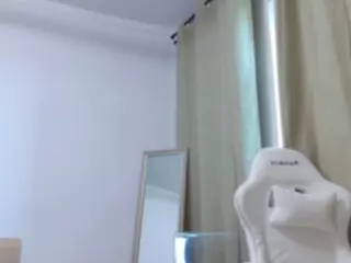 EmilyXJames's Live Sex Cam Show