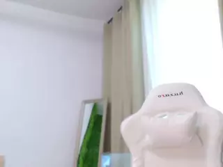 EmilyXJames's Live Sex Cam Show