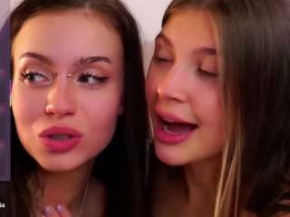 Mari and Nelly