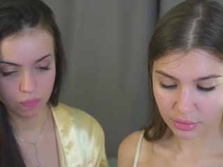 Live webcam model leilagladish on Soda Cams