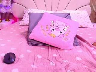 natasha-l Live Webcam on CamSoda