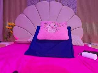 natasha-l live webcam show