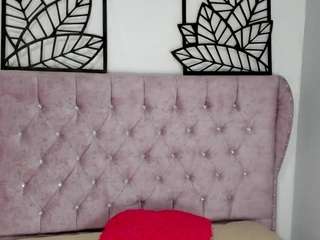 paris-sweett1 Live Webcam on CamSoda