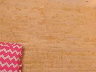 pocahontas-pow webcam model