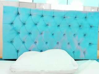 pocahontas-pow Live Webcam on CamSoda