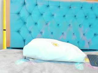 pocahontas-pow webcam