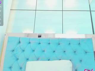 pocahontas-pow Live Webcam on CamSoda