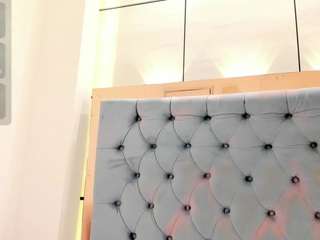 pocahontas-pow live webcam show