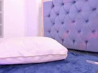 Pocahontas-Pow live cam — amateur, orgasm, lingerie