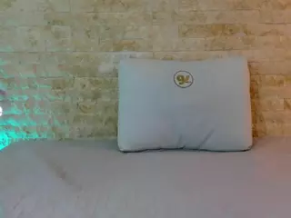 Pocahontas-Pow's Live Sex Cam Show