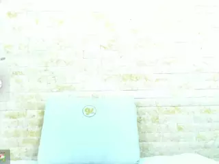 Pocahontas-Pow's Live Sex Cam Show