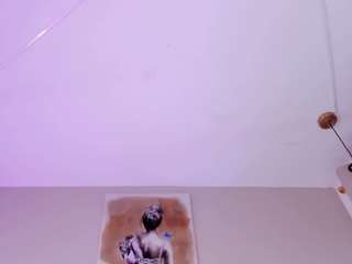 charlottedupontt's CamSoda show and profile