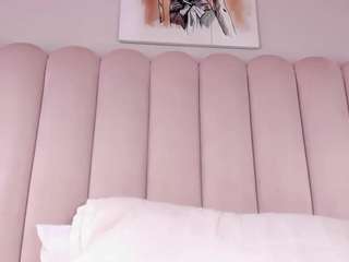 charlottedupontt Live Webcam on CamSoda