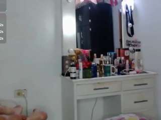 ebonyahgata, female webcam model,  years old, on live webcam