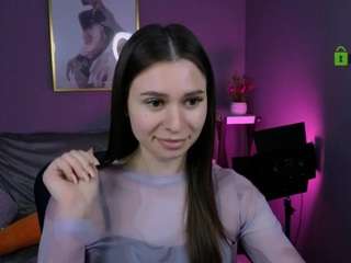 flora-ri from CamSoda is Freechat