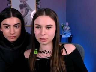 flora-ri Live Webcam on CamSoda