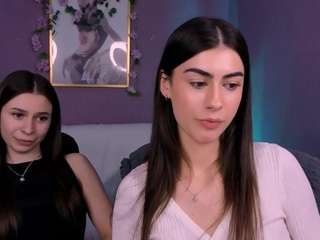 le modèle flora-ri est en webcam porno dans un show sur le site camsoda, il possède les tags suivants: amateur,skinny,pussy,pussyplay,sex toys,sexy,sexydance,shaved pussy,spank,oil,strip,striptease,tease,teen 18,toys,young adult,panties,nature,ass,fetish