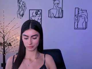 flora-ri live webcam show
