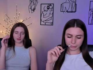 flora-ri's live room